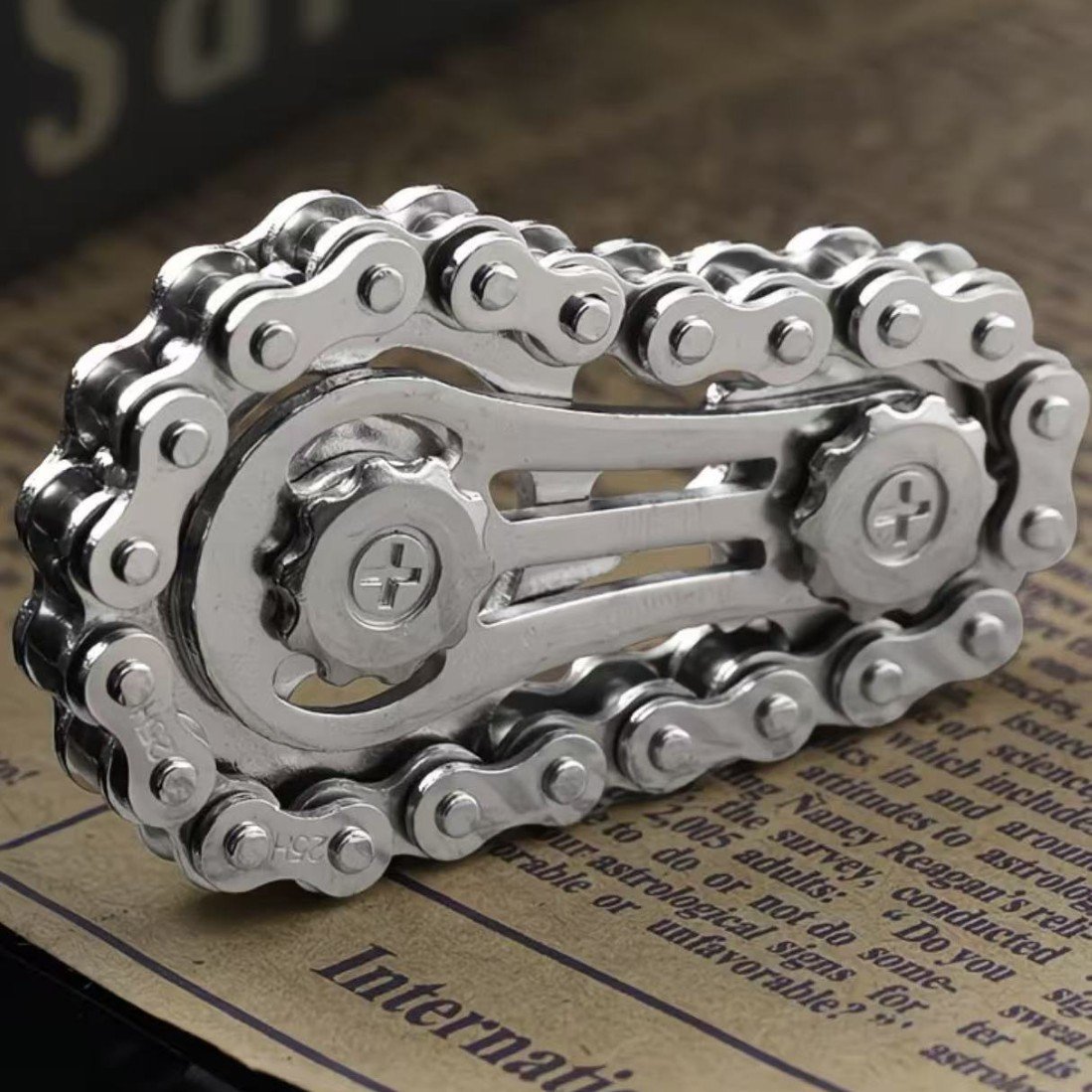 ⚙️ The Ultimate Mechanical Fidget: Bike Chain Sprocket Spinner for Focus & Stress Relief