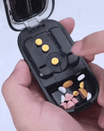 💊 Portable Pill Cutter and Organizer