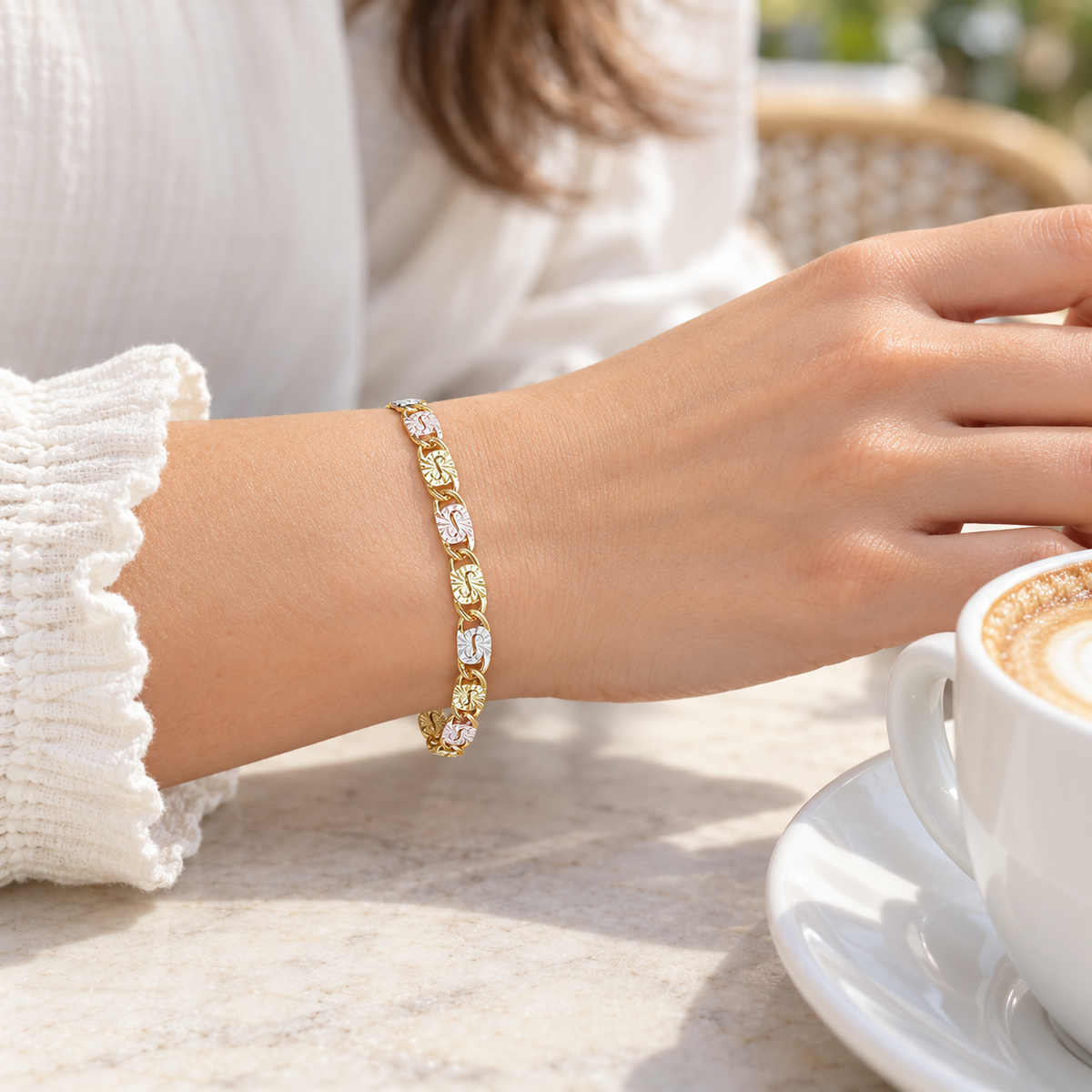 Women's Tri-Tone Mariner Link Bracelet – Floral Engraved Chain