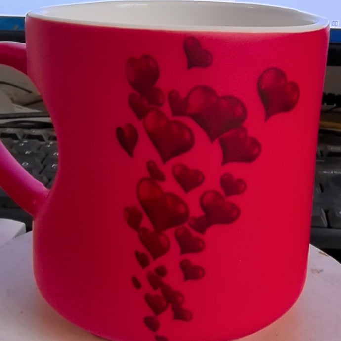 Heart-Shaped Color Changing Ceramic Mug