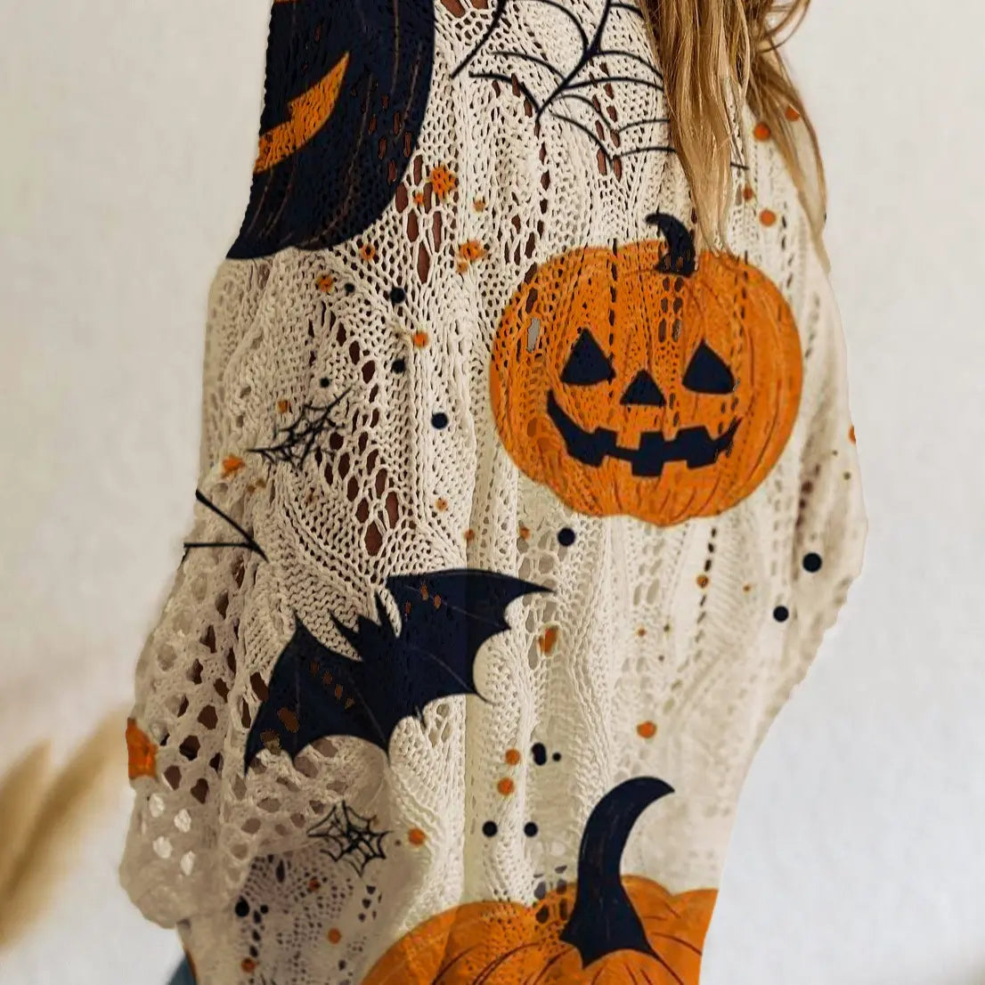 Women's Halloween Pumpkin & Bat Print Knit Pullover