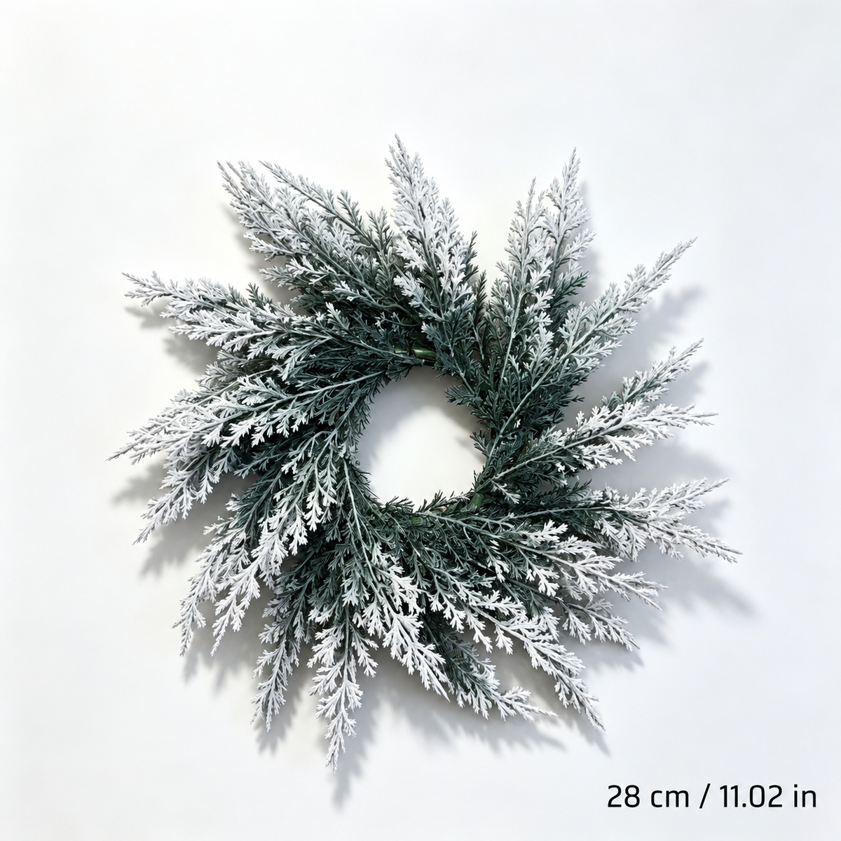 Draping Juniper Candle Ring | Large