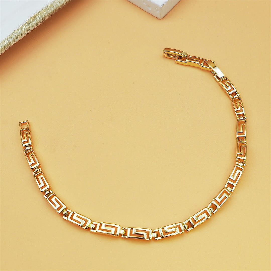 Women's Tri-Tone Mariner Link Bracelet – Floral Engraved Chain